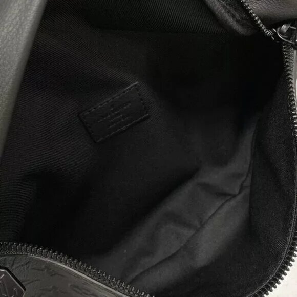 100% Auth LOUIS VUITTON Discovery Bum Bag PM Noir Monogram Shadow 1418-101224 - Picture 12 of 14